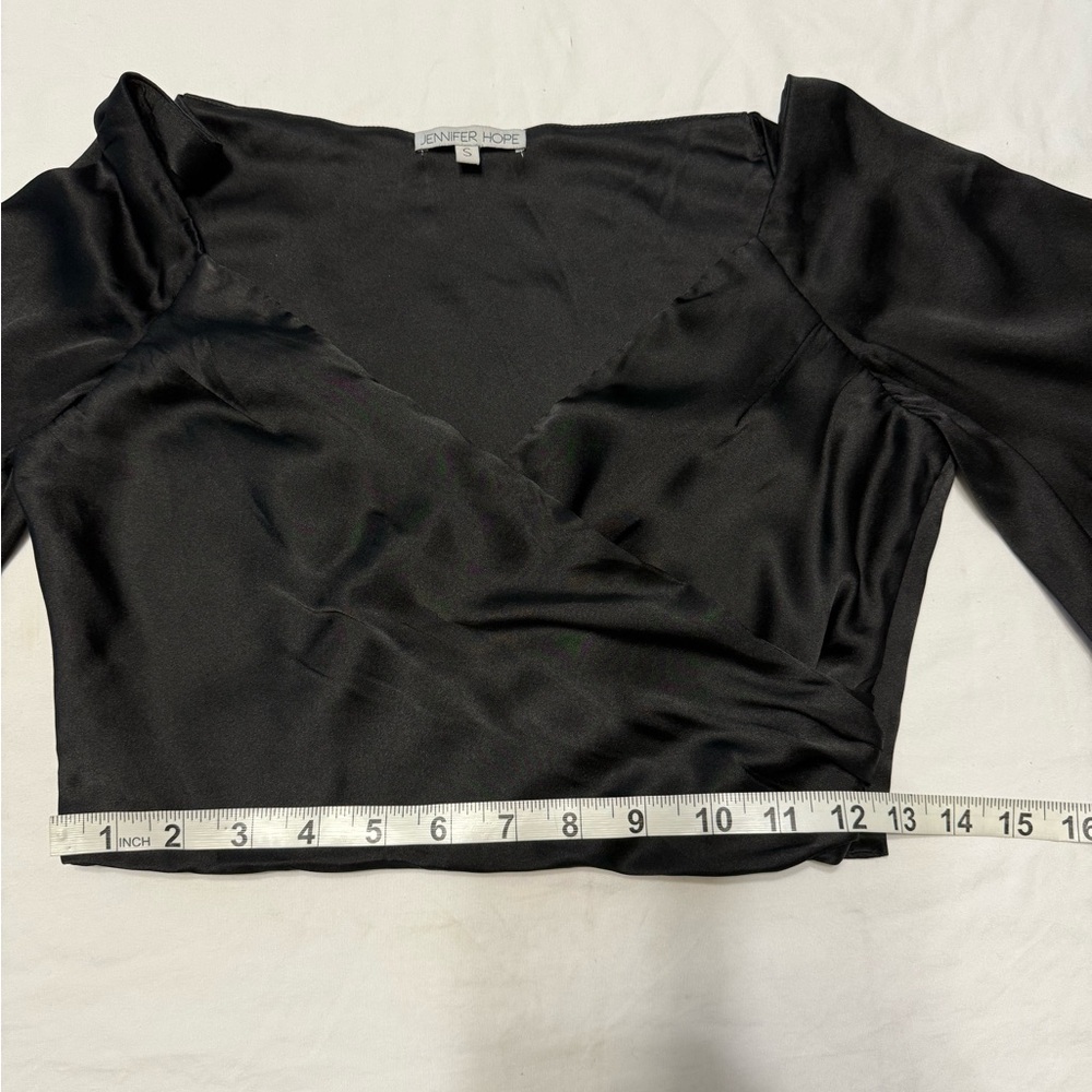 Jeniffer Hope Silk Crop Blouse Black Bell Sleeve Dark Romantic Whimsigoth witchy - Picture 6 of 9